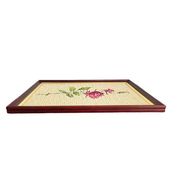 Red Pink Roses Bud Framed Cross Stitch Wall Decor Shabby Chic Floral Cot… - Picture 14 of 16